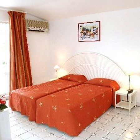 Le Marouba Hotel Le Carbet Cameră foto